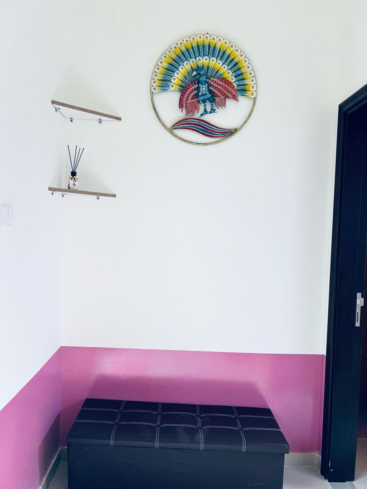 Апартаменты Moon Backpackers Burjman Exit 2, Family Partitions, Loft Partitions, Дубай Экстерьер фото